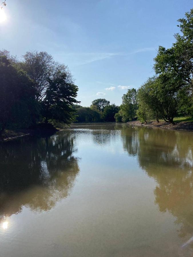 Sous Le Chene Villa Denée Exteriör bild